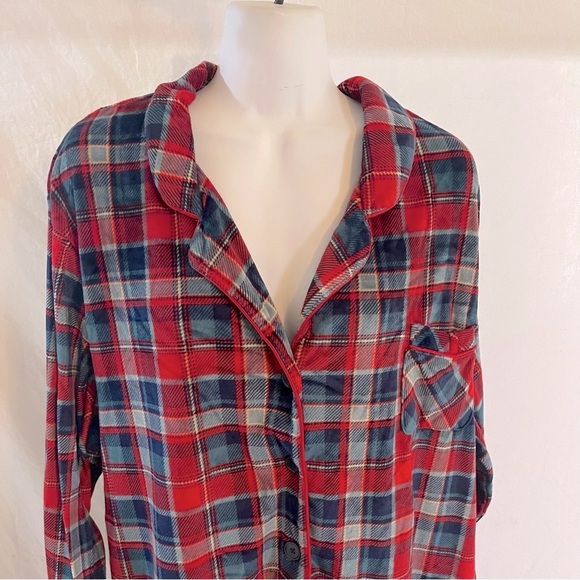 Secret Treasures Red And Green Plaid Pajama Set - Picture 3 of 11